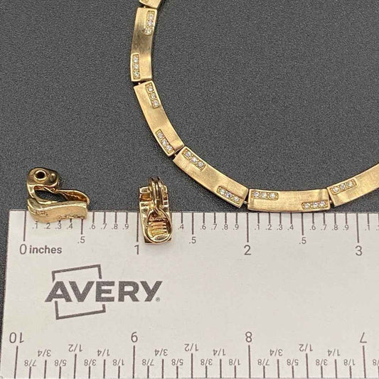 SetsMonet Vintage Gold Tone Link Necklace and Clip On Earrings with Sparkly Accent