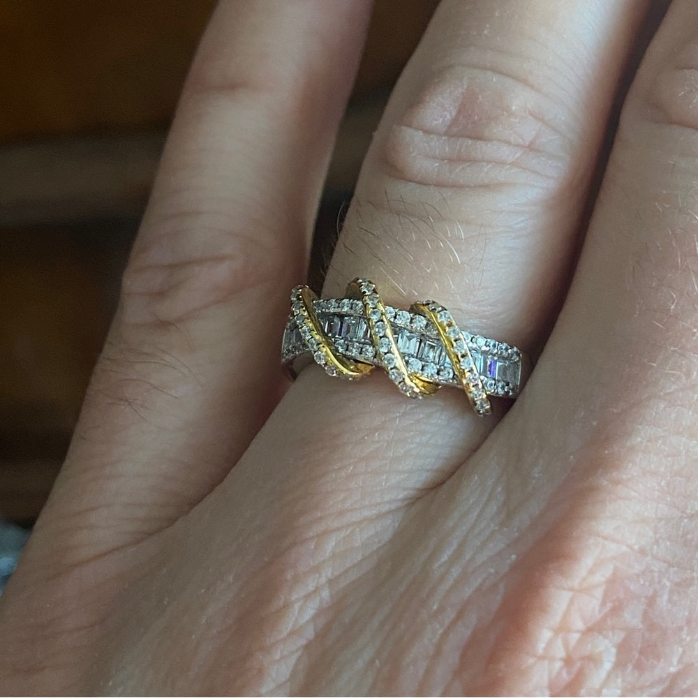 Stunning 14k Yellow Gold & 925 Sterling Silver CZ Stone Intricate Modernist Ring