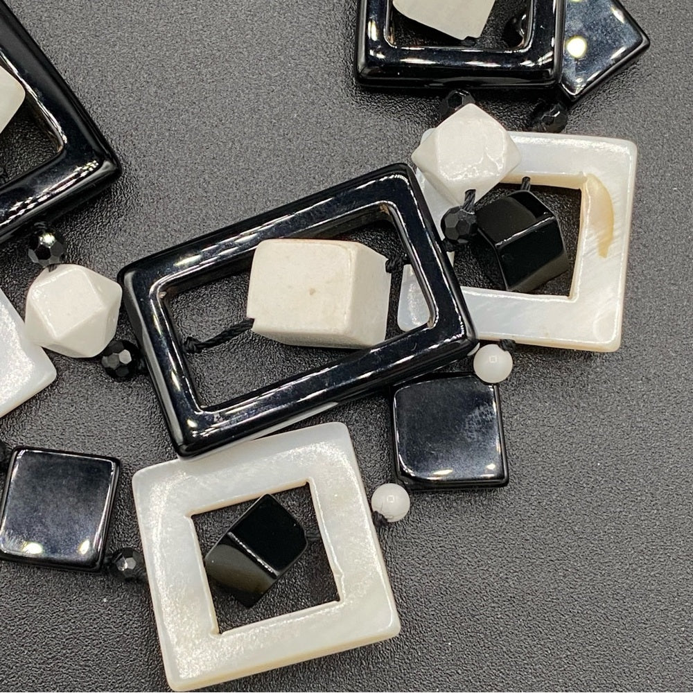 Stunning Black & White High End Statement Necklace Made of Marble and Onyx Stone