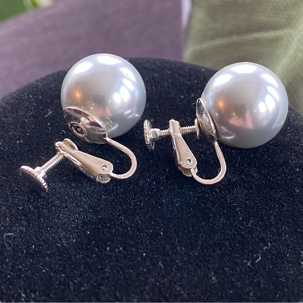 Marvella 1950s Vintage Silver Grey Long Strand Faux Pearl Screw back Earrings
