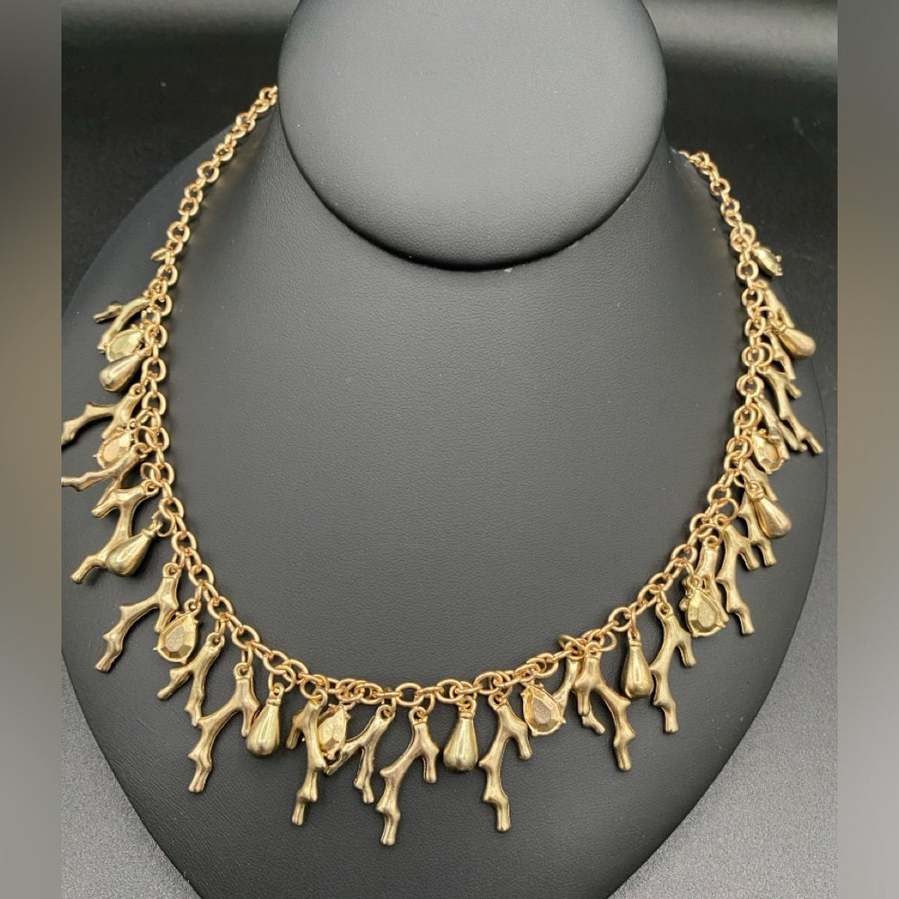 Gold Tone Coral Beach Necklace