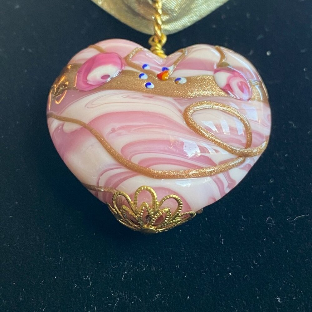 Beautiful Intricate Glass Heart Pendant Necklace