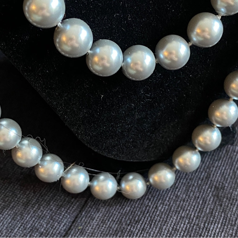 Marvella 1950s Vintage Silver Grey Long Strand Faux Pearl Screw back Earrings