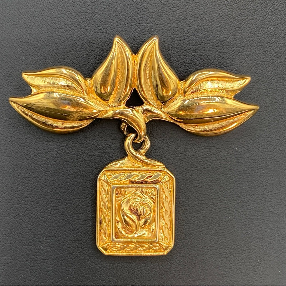 Liz Claiborne LCi Vintage Dangly Gold Tone Rose Brooch