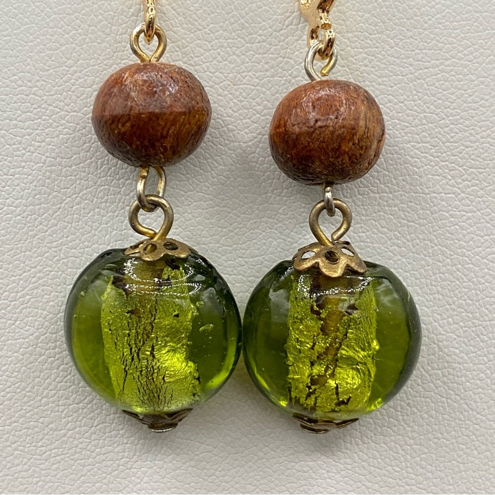 Exquisite Murano Glass Pendant and Earring Set in Green and Gold Swirl