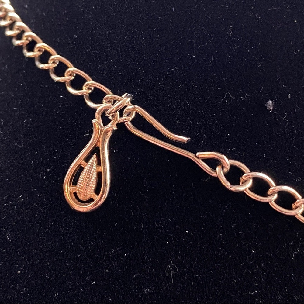 Vintage Coro Script Gold-Tone Scalloped Linked Necklace with Braided Detail 17”