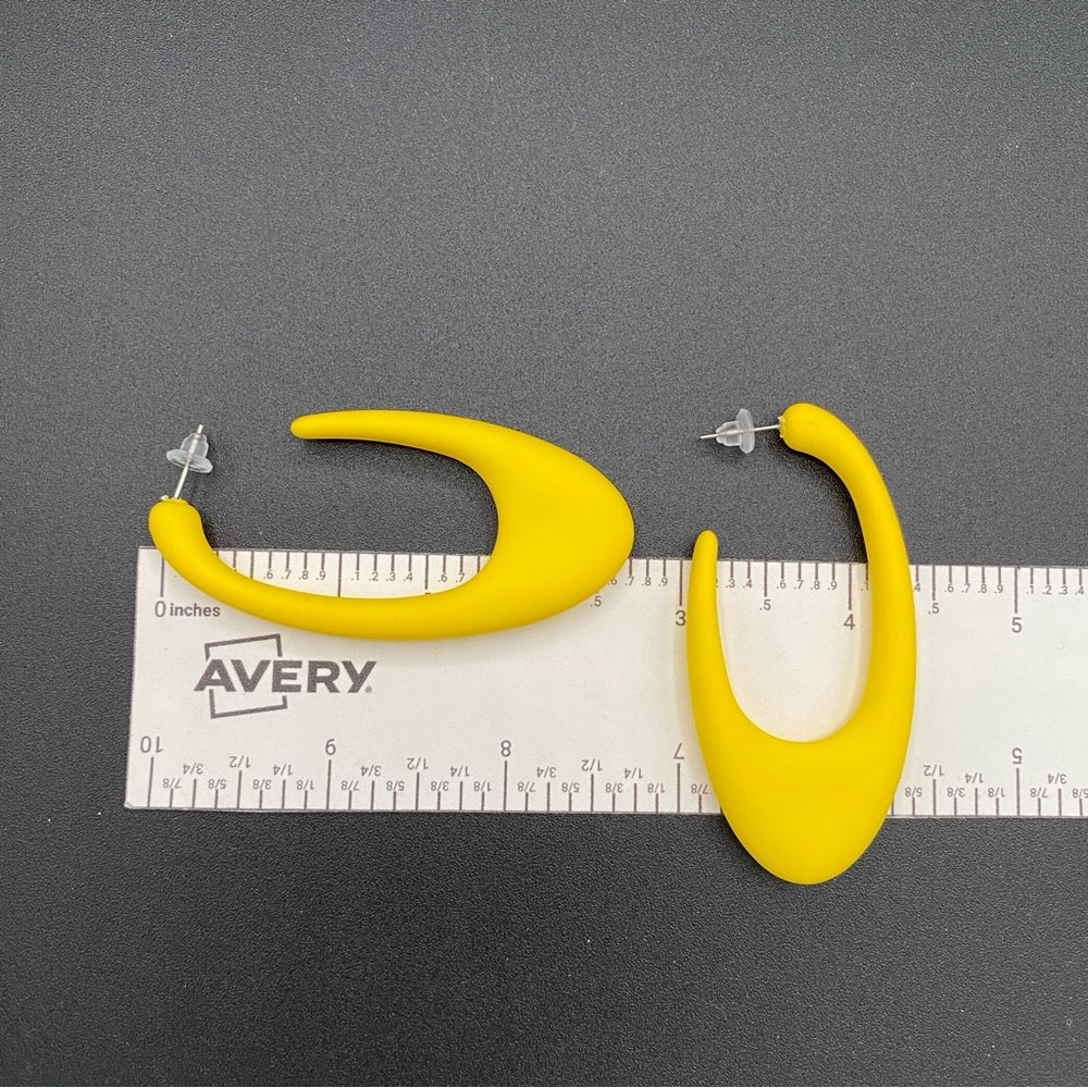 Mod Style Yellow Atomic Earrings