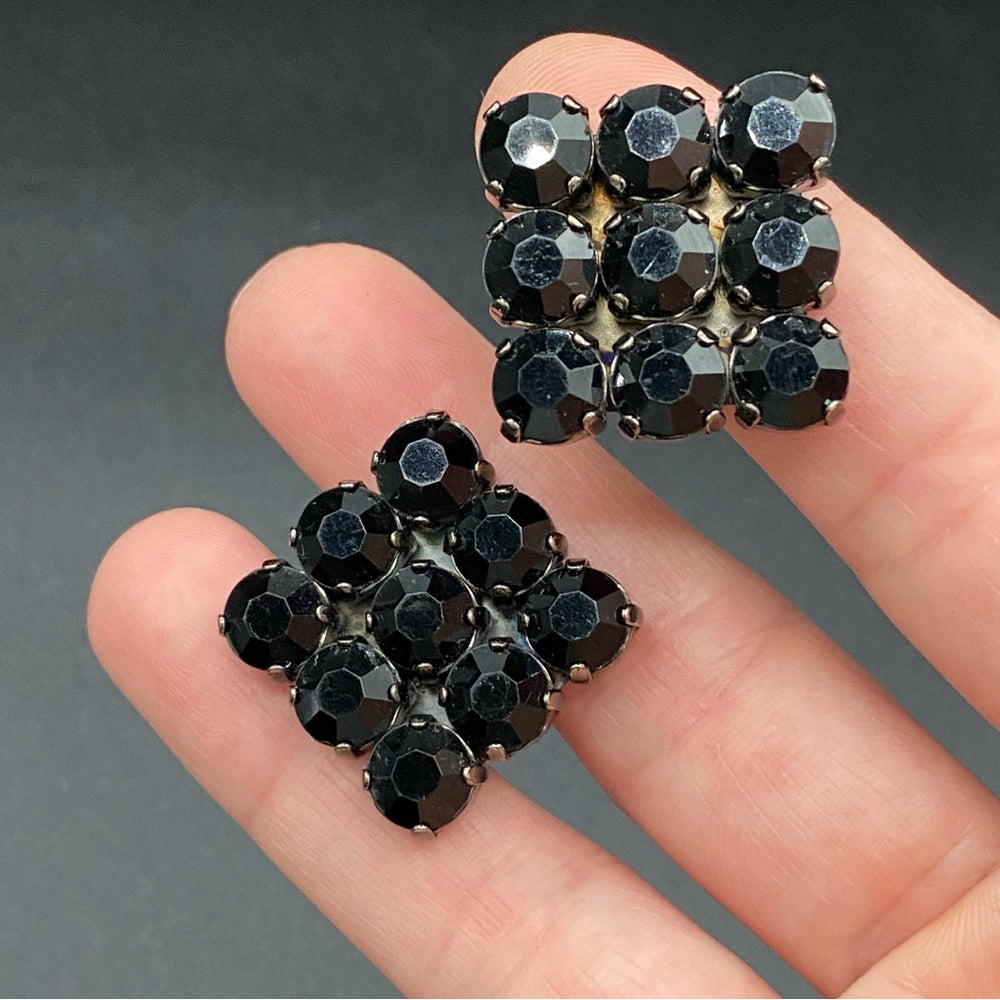 Vintage Black Faceted Jet Black Bead Clip On Earrings
