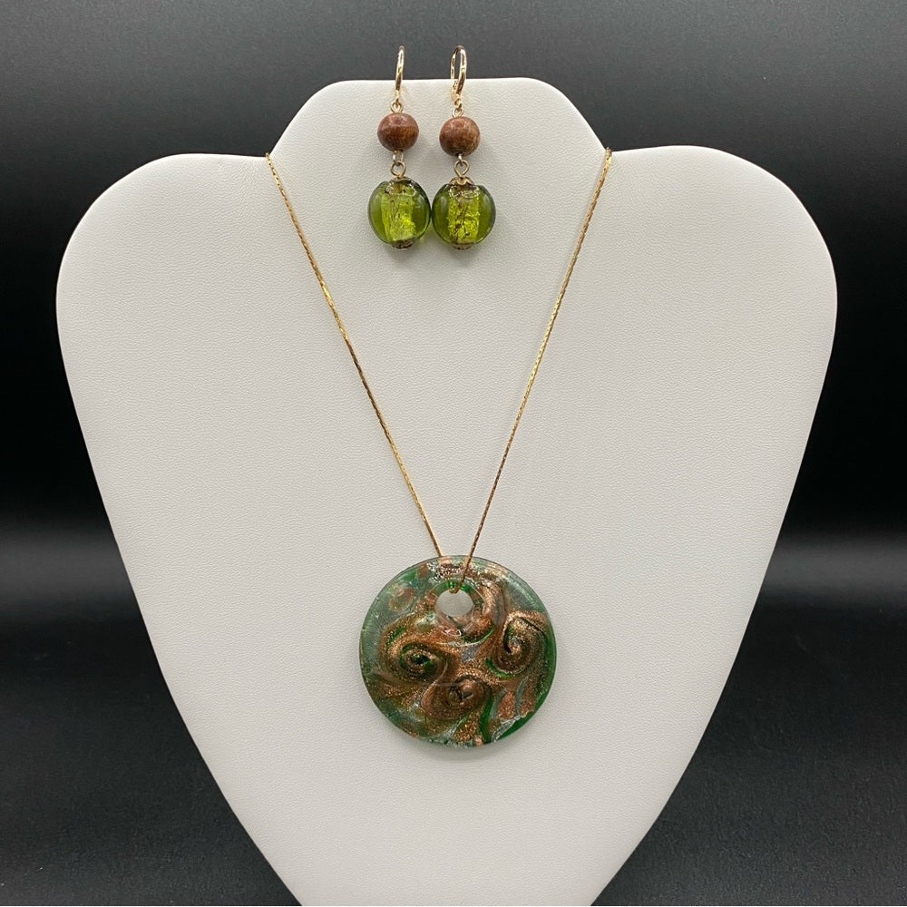 Exquisite Murano Glass Pendant and Earring Set in Green and Gold Swirl