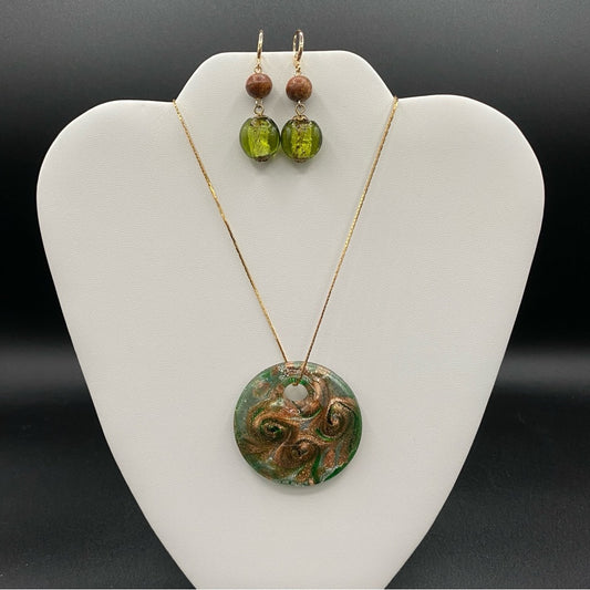 Exquisite Murano Glass Pendant and Earring Set in Green and Gold Swirl