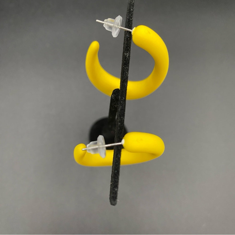 Mod Style Yellow Atomic Earrings