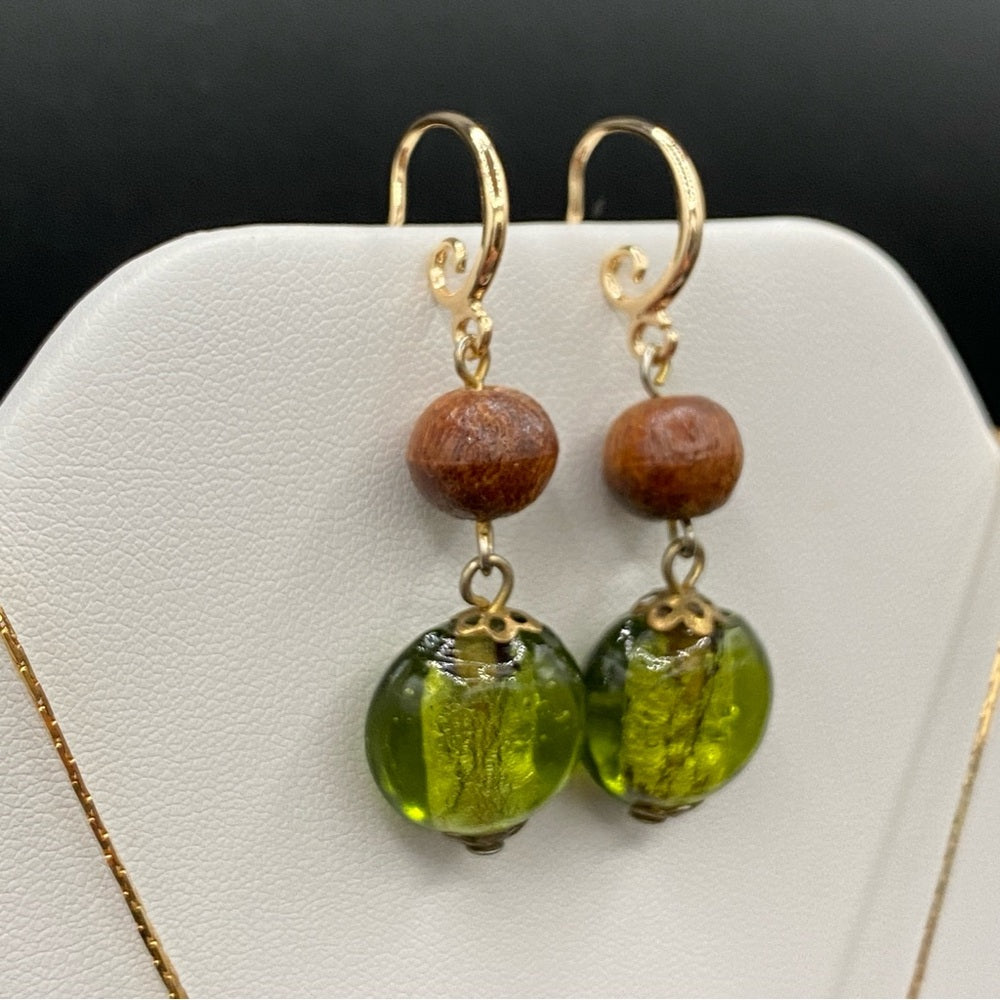 Exquisite Murano Glass Pendant and Earring Set in Green and Gold Swirl