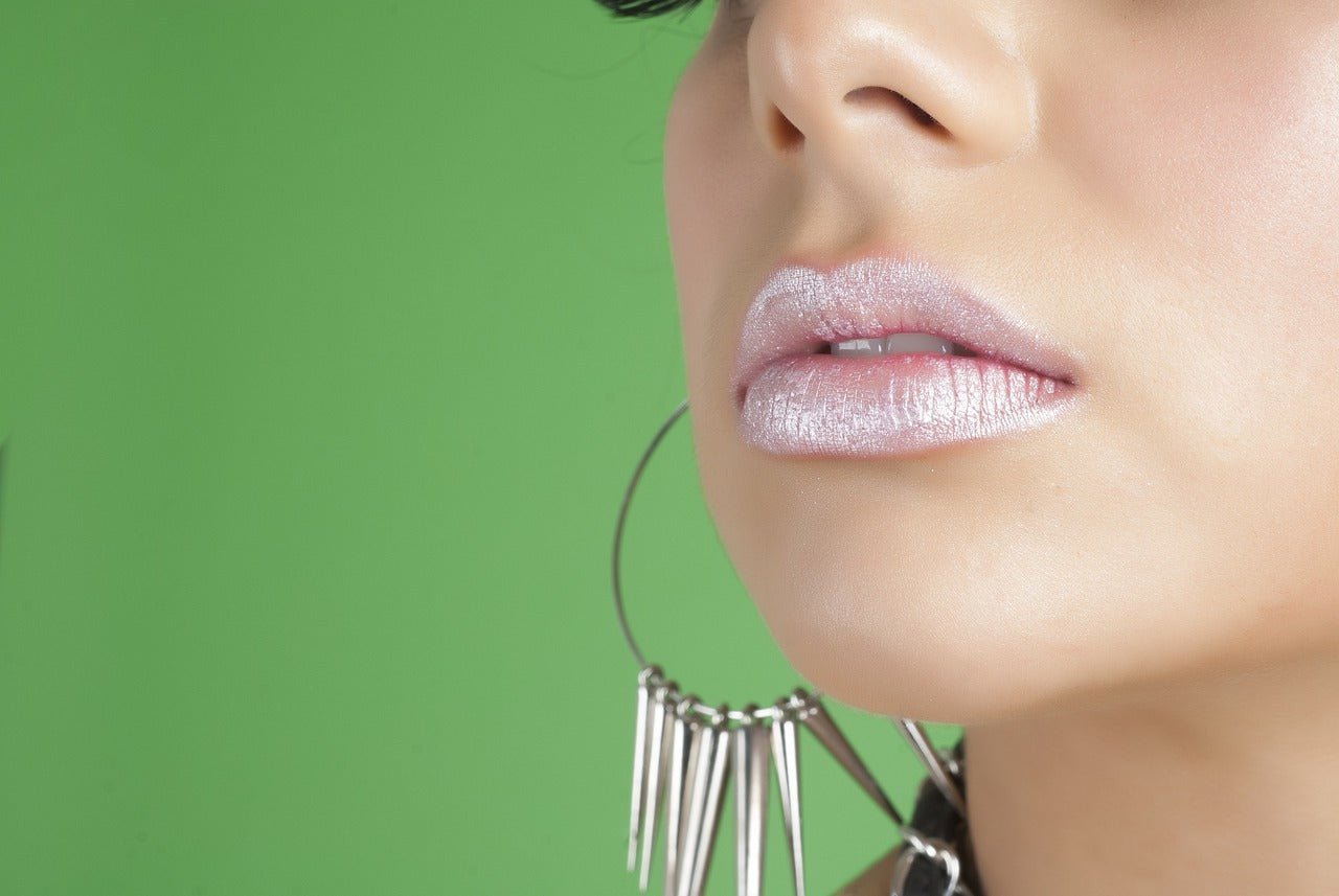 Y2K Era (1990s - 2000s) - Little Studs Jewelry