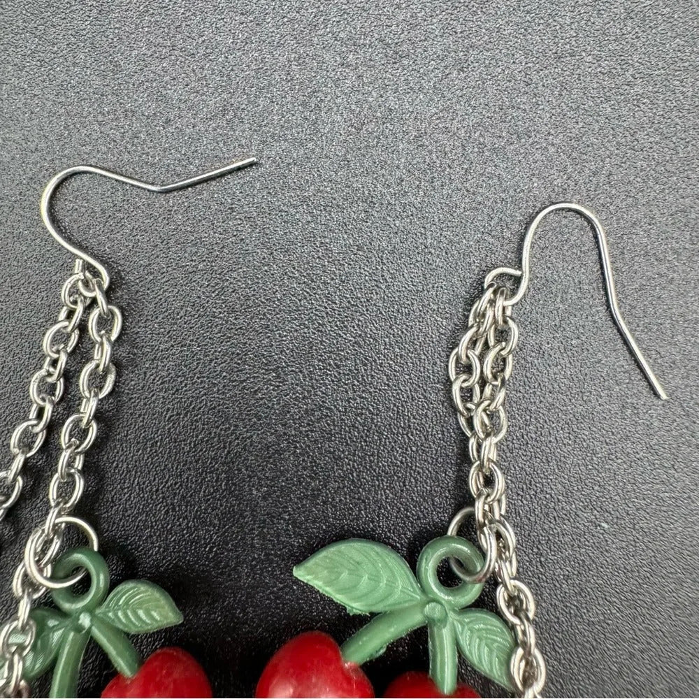 Earrings90s Kitsch Red Cherry & Heart Dangle Earrings — Harajuku Style