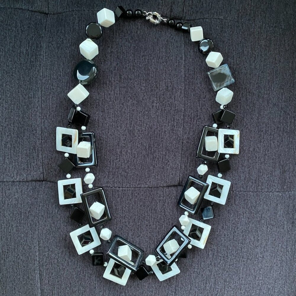 NecklaceBlack & White Mother of Pearl Statement Necklace – High End Jewelry Natural Stone