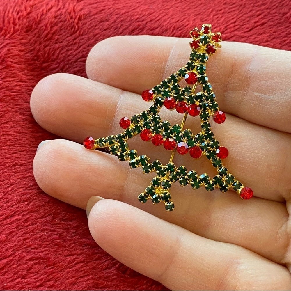 BroochesChristmas Tree Brooch Red and Green