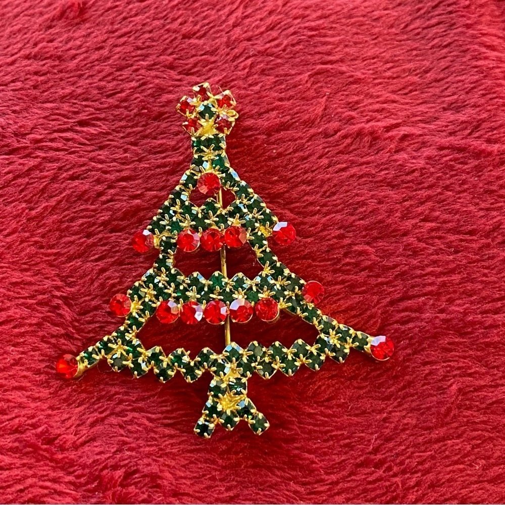 BroochesChristmas Tree Brooch Red and Green