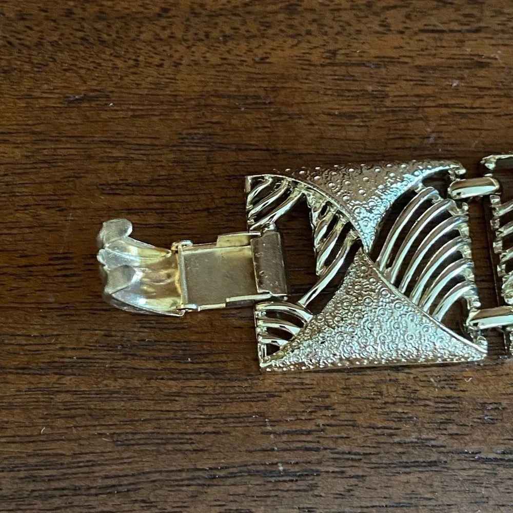 BraceletCoro Pegasus Art Deco Brushed Gold-Tone Bracelet