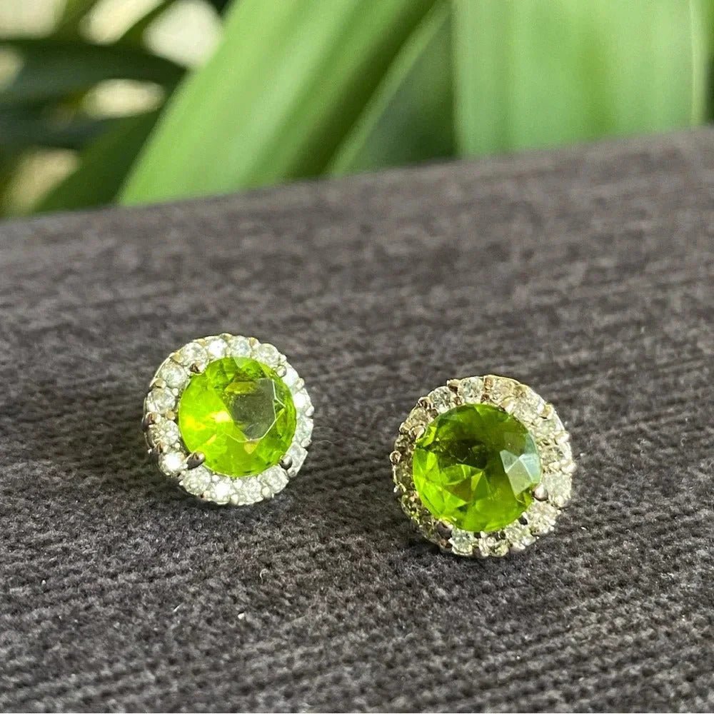 EarringsDainty Green Rhinestone and Prong Set Stud Earrings