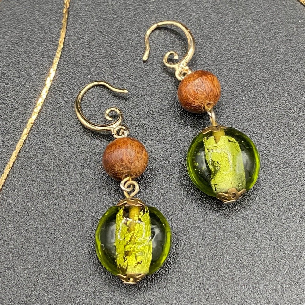SetsExquisite Murano Glass Pendant and Earring Set in Green and Gold Swirl