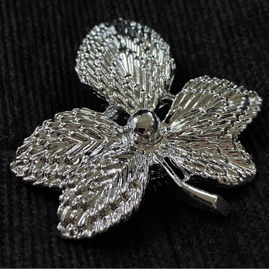 BroochesGerry's Brooch - Vintage Leaf Motif in Silver-tone - Modernist Minimal Style