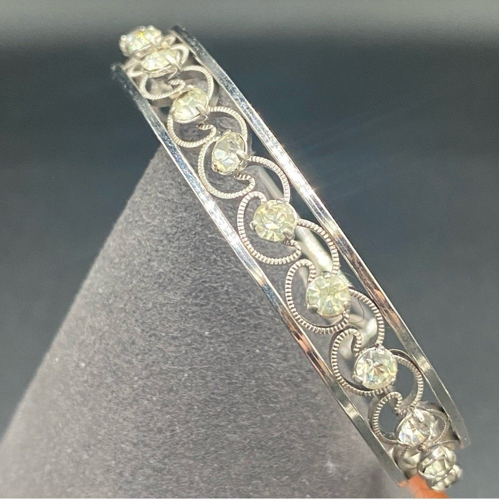 BraceletKrementz Rhodium Silver Filigree Crystal Cuff Bracelet