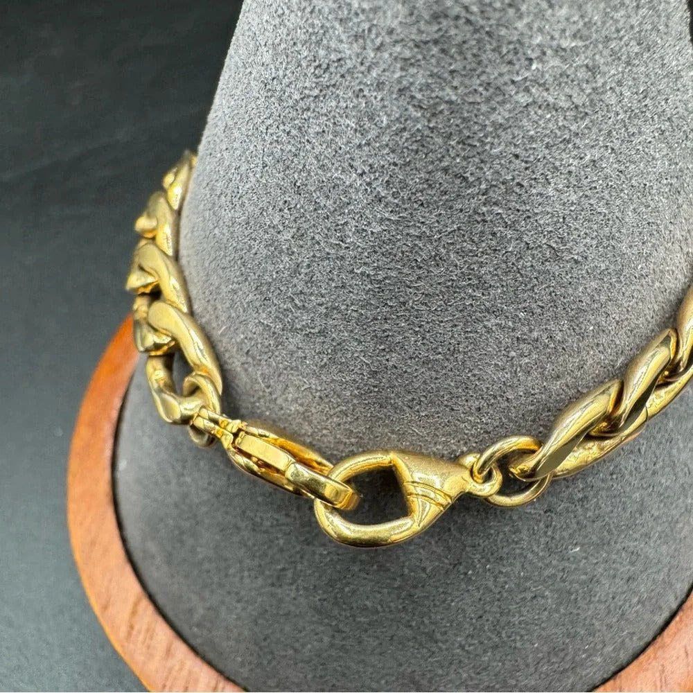 BraceletLiz Claiborne Gold-Tone Chunky ID Bracelet