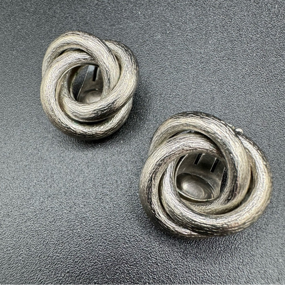 SetsMid-Century Modern Silver Tone Textured Brooch and Clip On Earrings Set