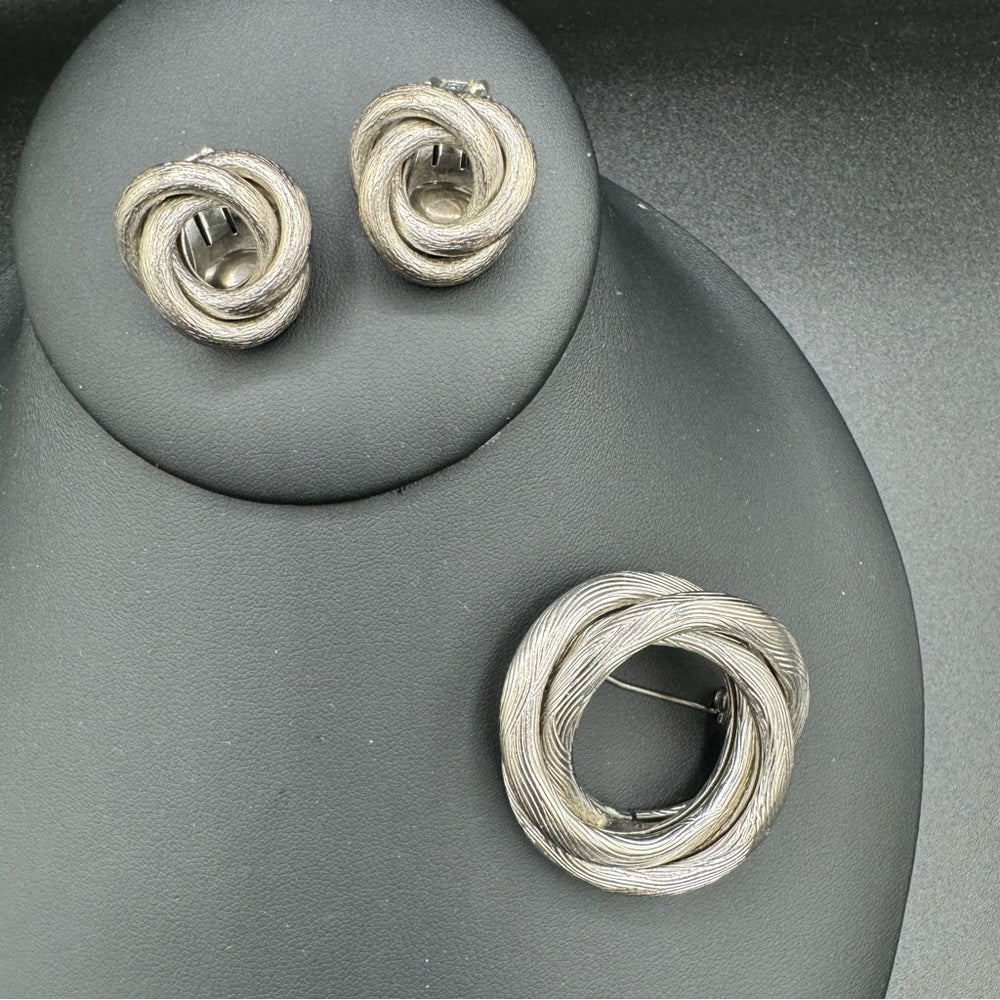 SetsMid-Century Modern Silver Tone Textured Brooch and Clip On Earrings Set