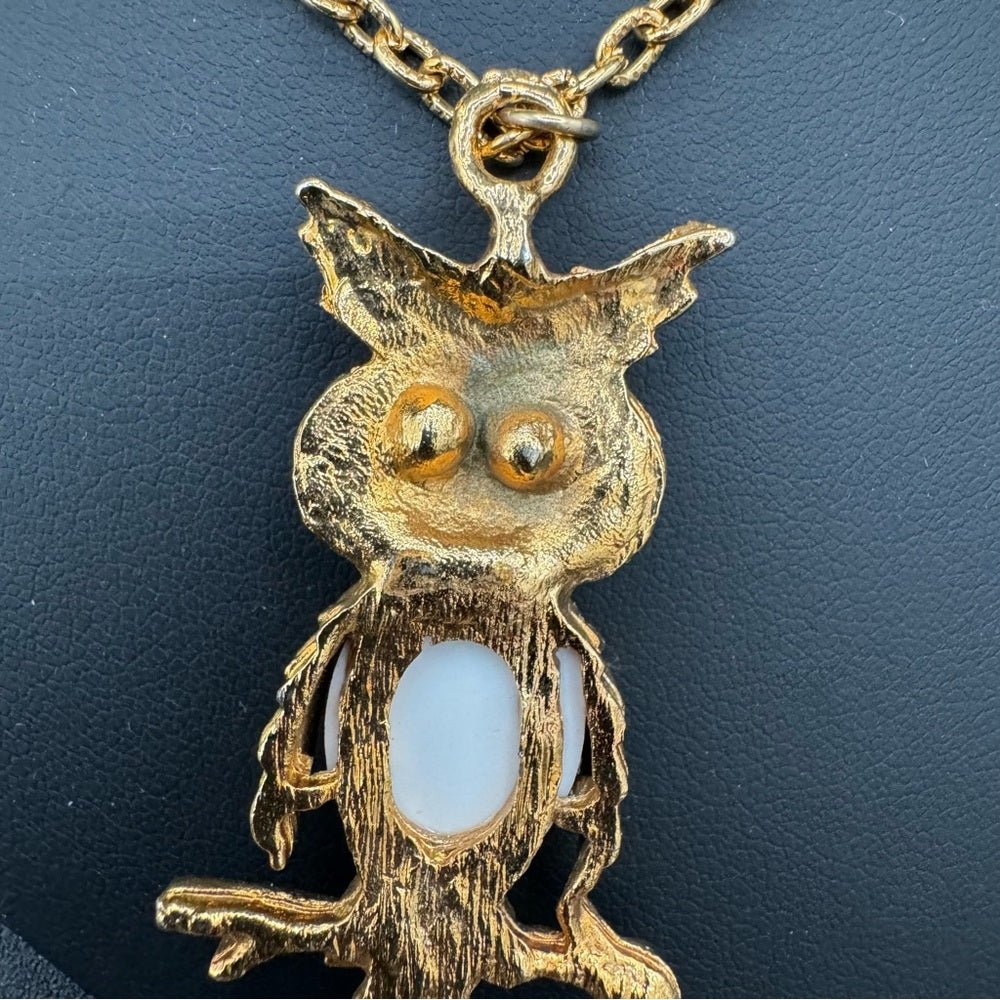 NecklaceMilky White Jelly Belly Owl Pendant Necklace