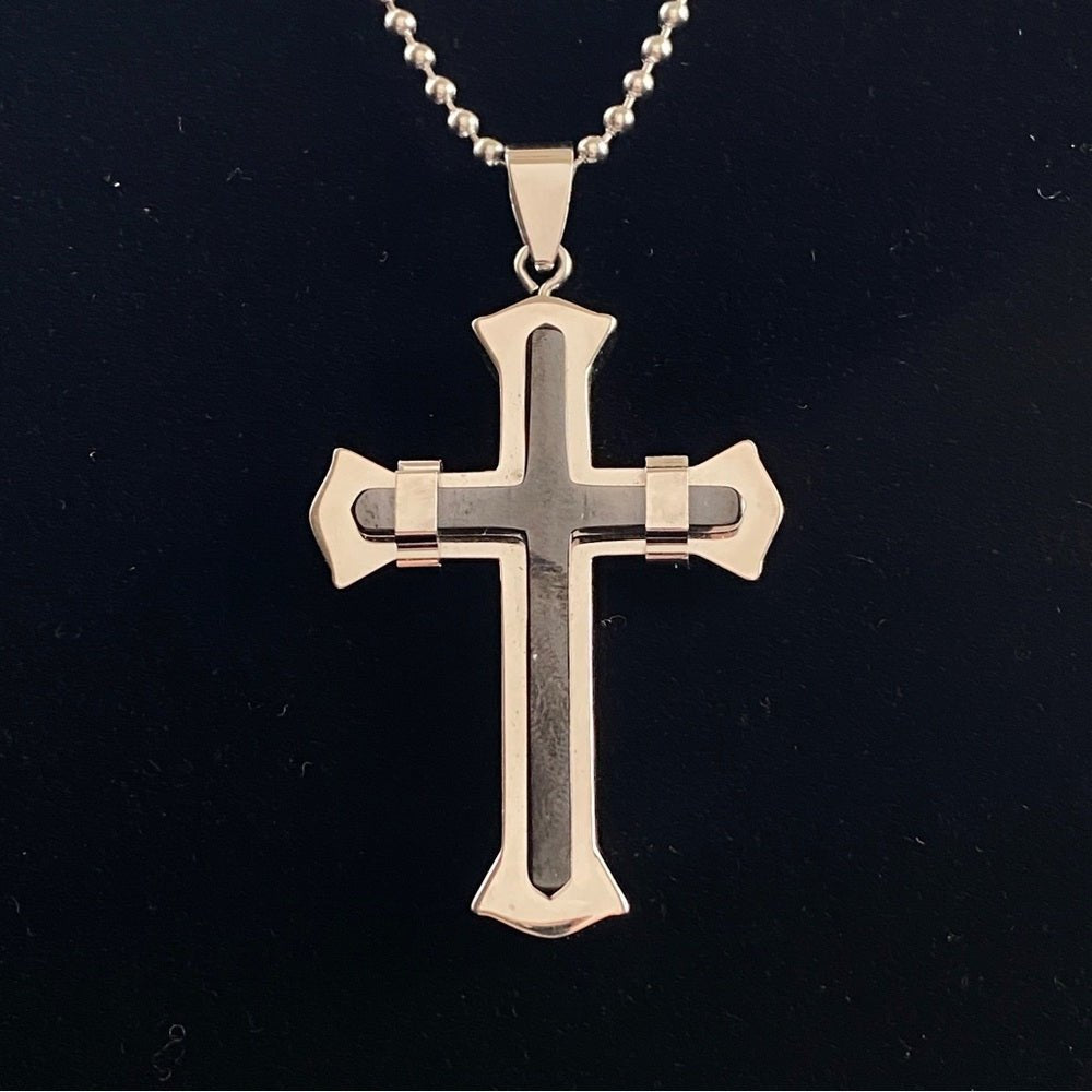 NecklaceModernist Stainless Steel Black Onyx Gothic Cross Pendant and 22in Chain