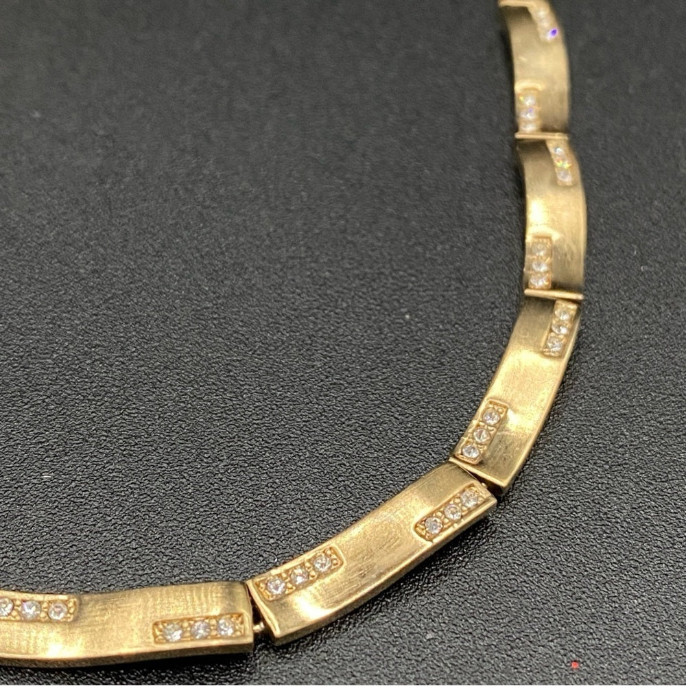 SetsMonet Vintage Gold Tone Link Necklace and Clip On Earrings with Sparkly Accent