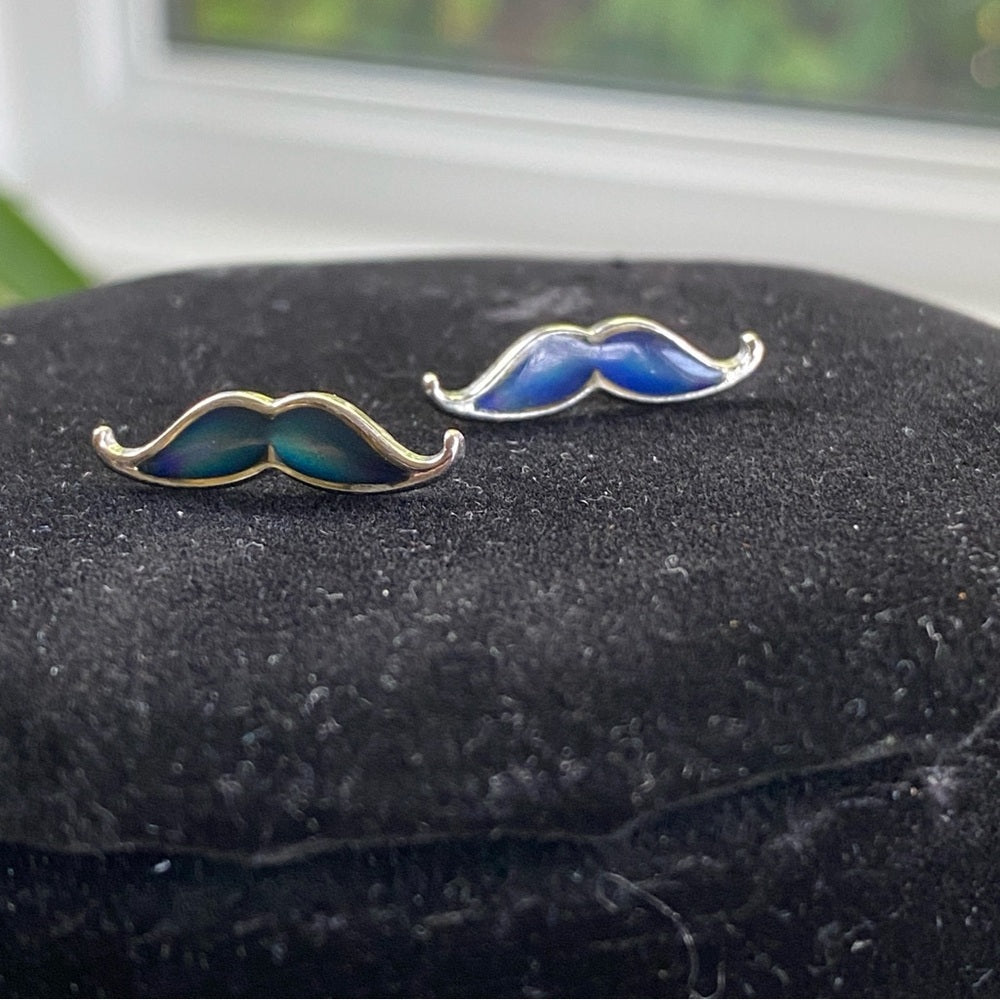 EarringsMood-Changing Color Mustache Stud Earrings
