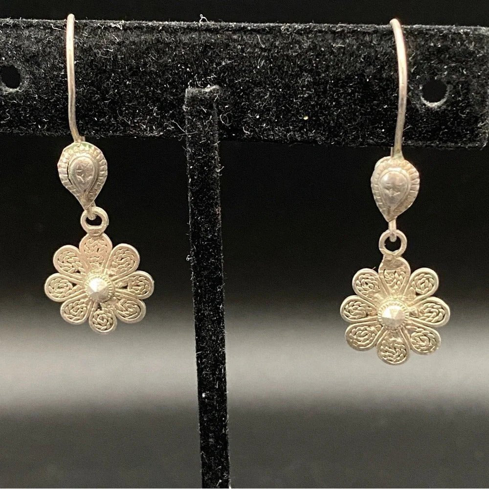 EarringsOxidized Turkish Silver Filigree Floral Artisan Earrings
