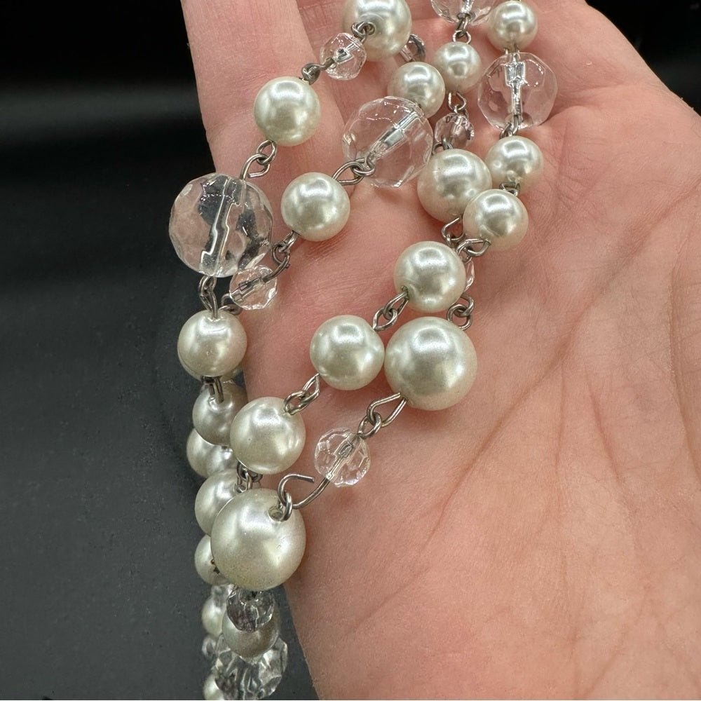 NecklaceRetro Glass Bead and Crystal Necklace