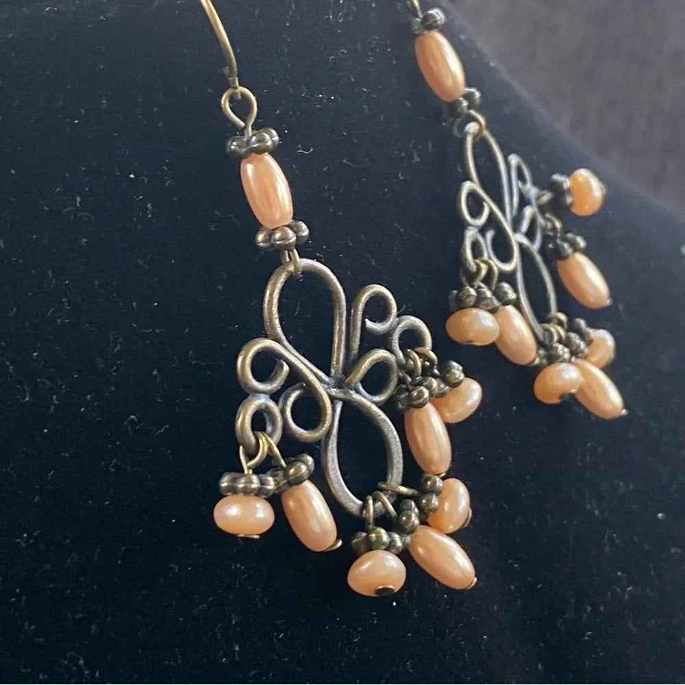 EarringsRomantic Peach & Gold-Tone Antiqued Chandelier Dangle Earrings