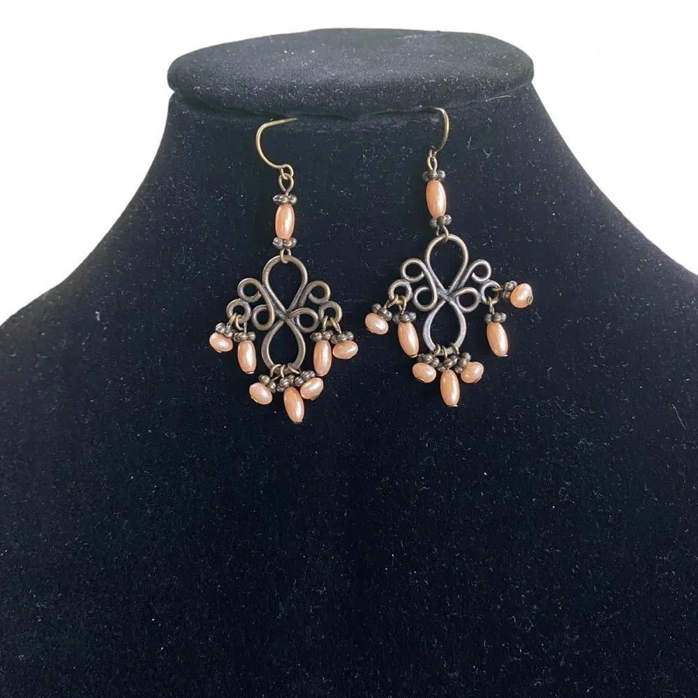 EarringsRomantic Peach & Gold-Tone Antiqued Chandelier Dangle Earrings