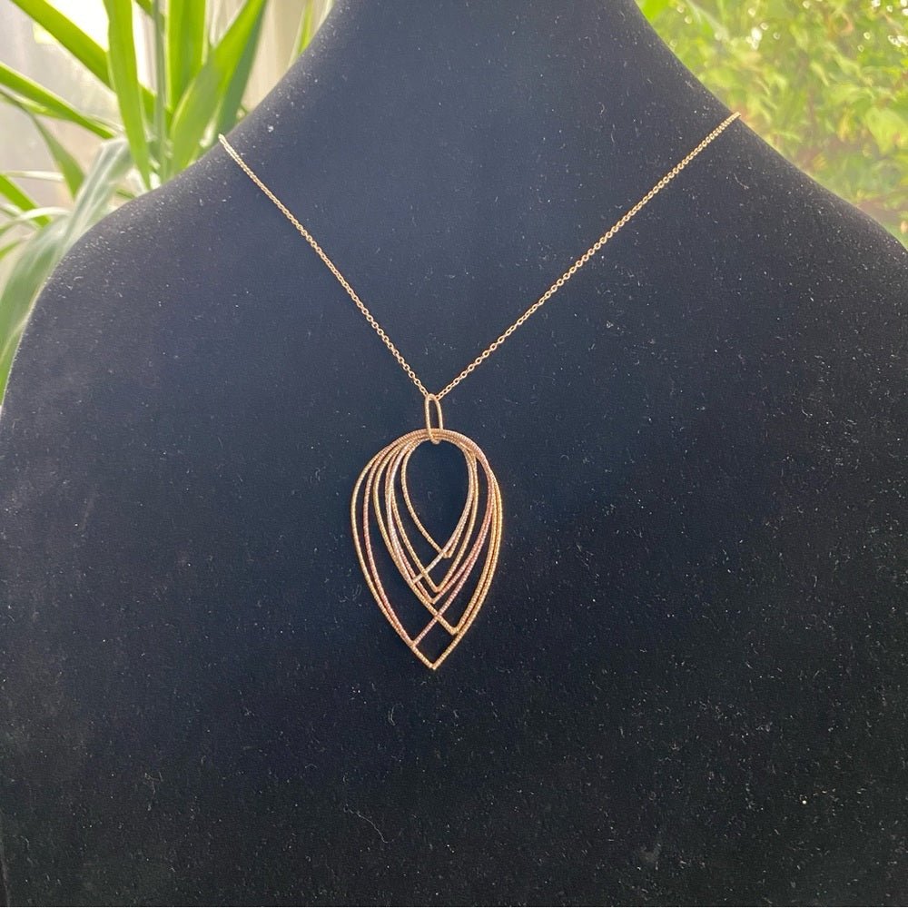 NecklaceThree Tone Dainty Teardrop Pendant Necklace