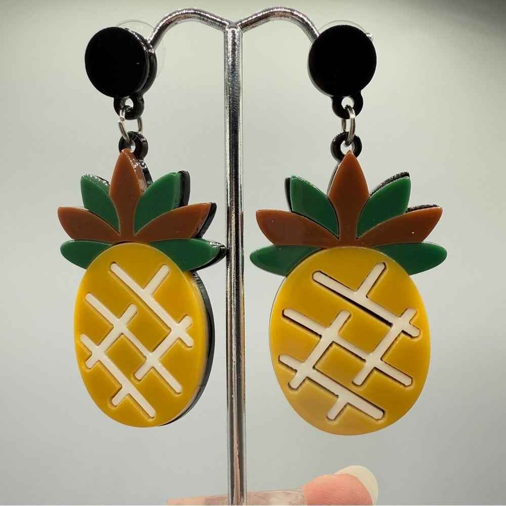 EarringsTropical Pineapple Dangle Earrings