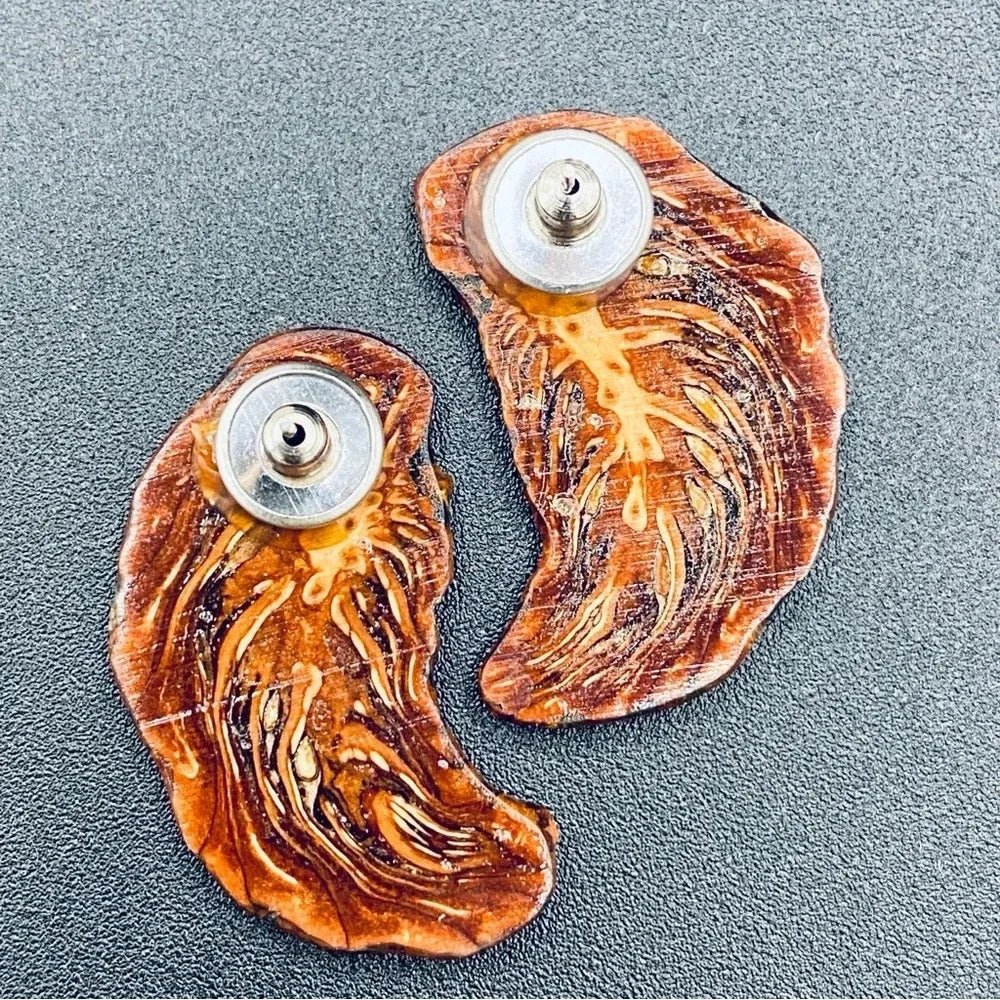 EarringsUnique Pinecone Resin Stud Earrings — Natural Design