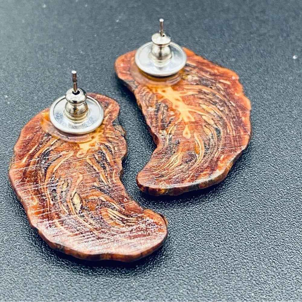 EarringsUnique Pinecone Resin Stud Earrings — Natural Design