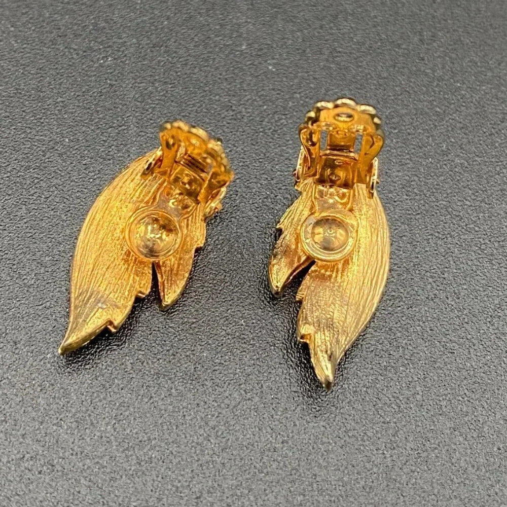 SetsVintage 60s JJ Textured Gold Tone Gilt Leaf Set Brooch and Clip On Earrings