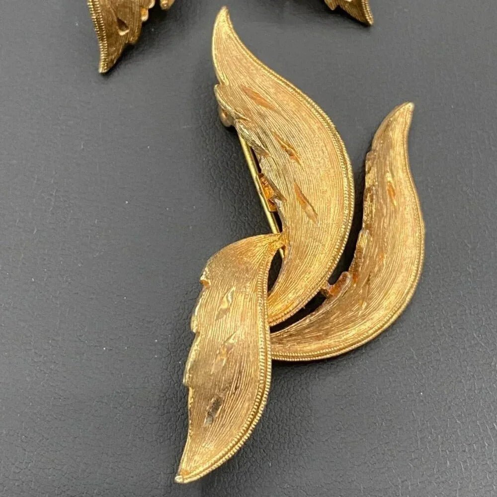 SetsVintage 60s JJ Textured Gold Tone Gilt Leaf Set Brooch and Clip On Earrings