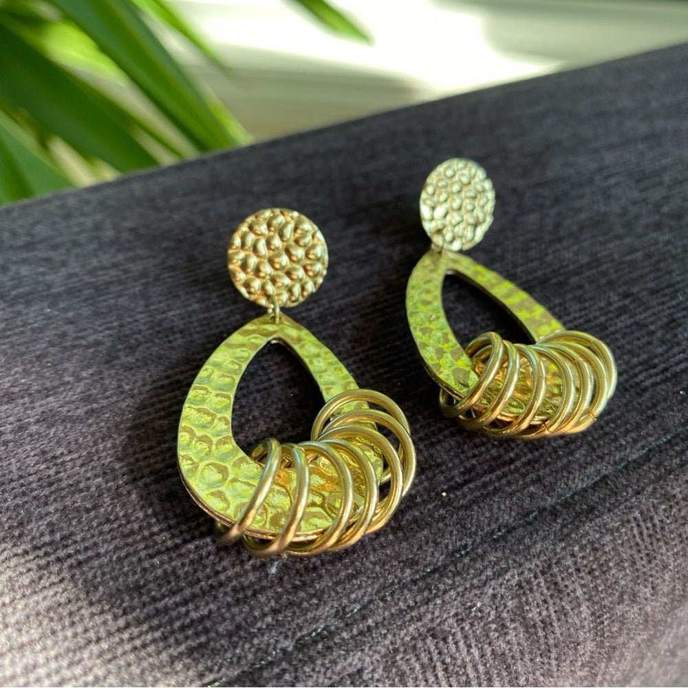 EarringsVintage 80s Hammered Gold-Tone Dangle Hoop Clip-Ons