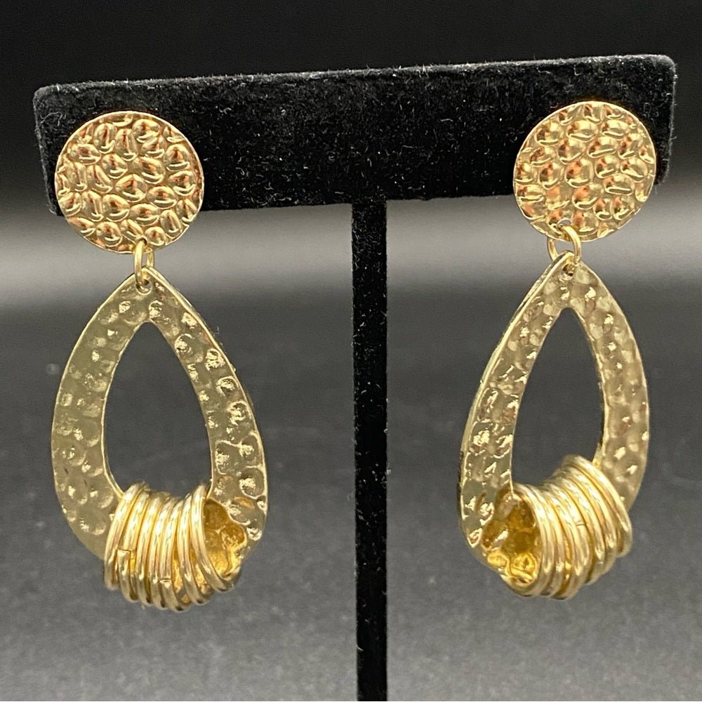 EarringsVintage 80s Hammered Gold-Tone Dangle Hoop Clip-Ons