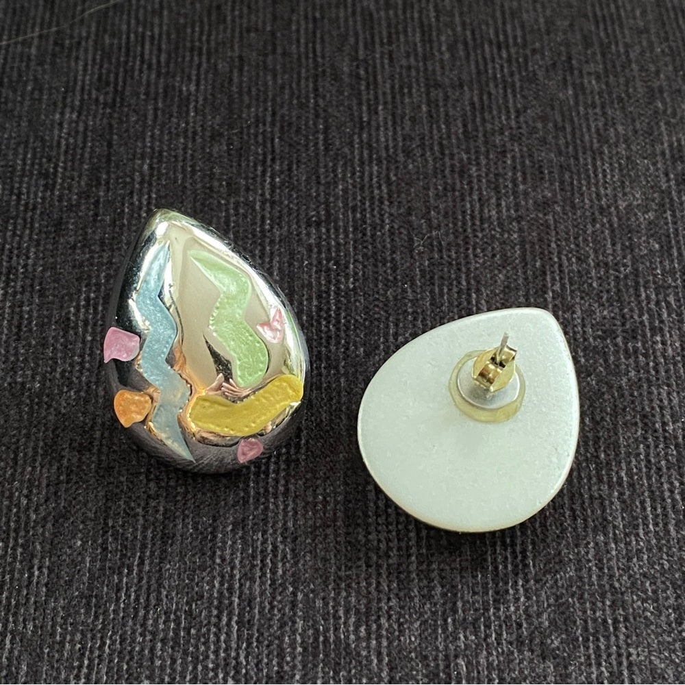 EarringsVintage 80s Pastel Geometric Teardrop Earrings — Silver Tone