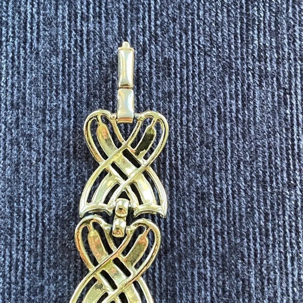 BraceletVintage 80s Runway Style Gold-Tone Braided X-Link Bracelet
