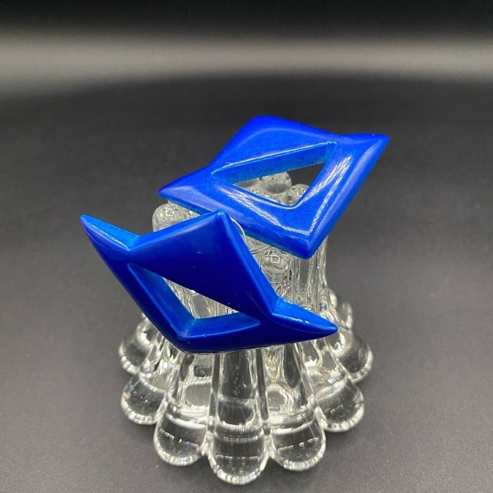 EarringsVintage 80s/90s Bright Blue Mod Geometric Lucite Earrings