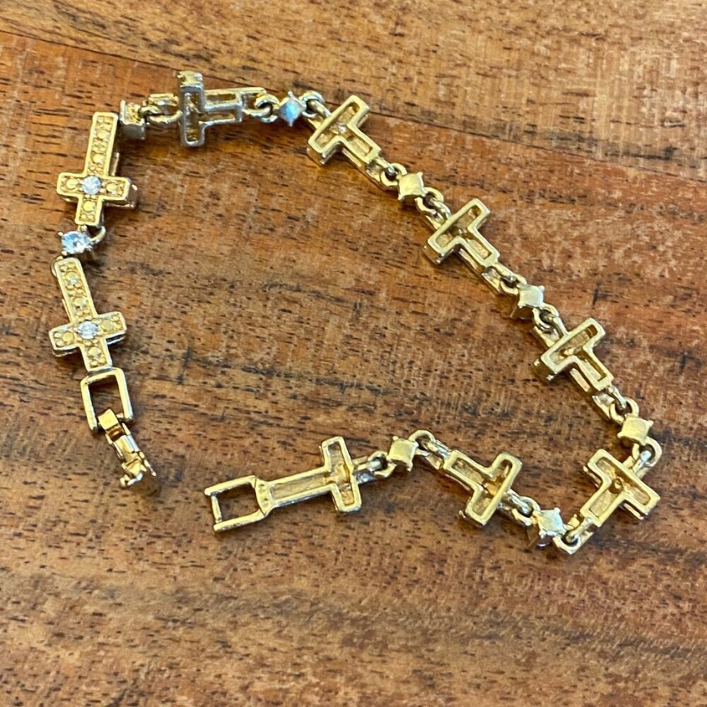BraceletVintage Avon Gold-Tone Cross Tennis Bracelet with Crystal Rhinestones