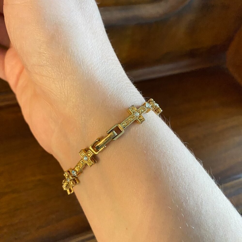BraceletVintage Avon Gold-Tone Cross Tennis Bracelet with Crystal Rhinestones
